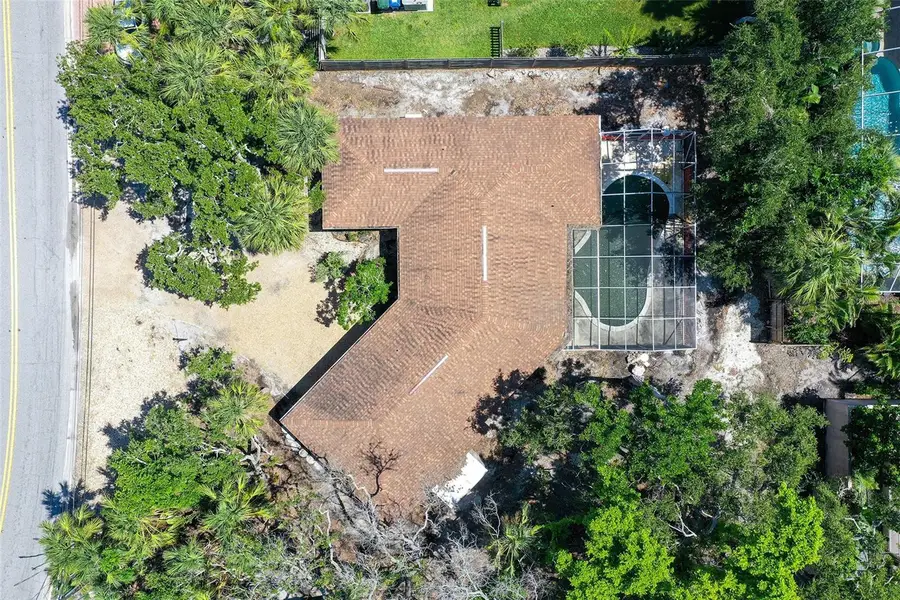 5587 Shadow Lawn Drive, Sarasota, FL 34242 - Image #2