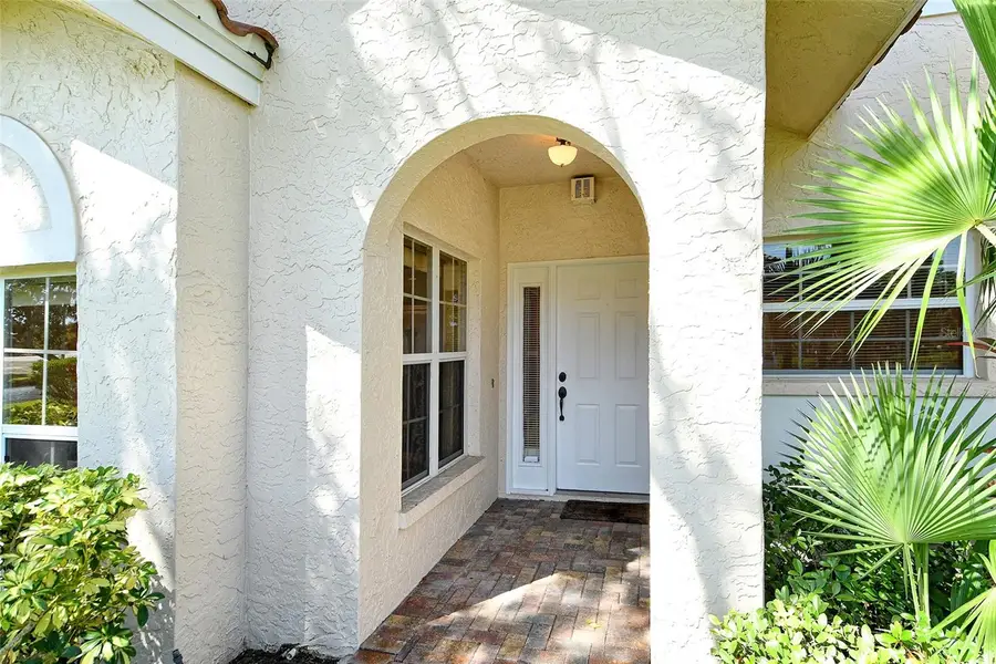 5598 Golf Pointe Drive #unit A-1, Sarasota, FL 34243 - Image #2