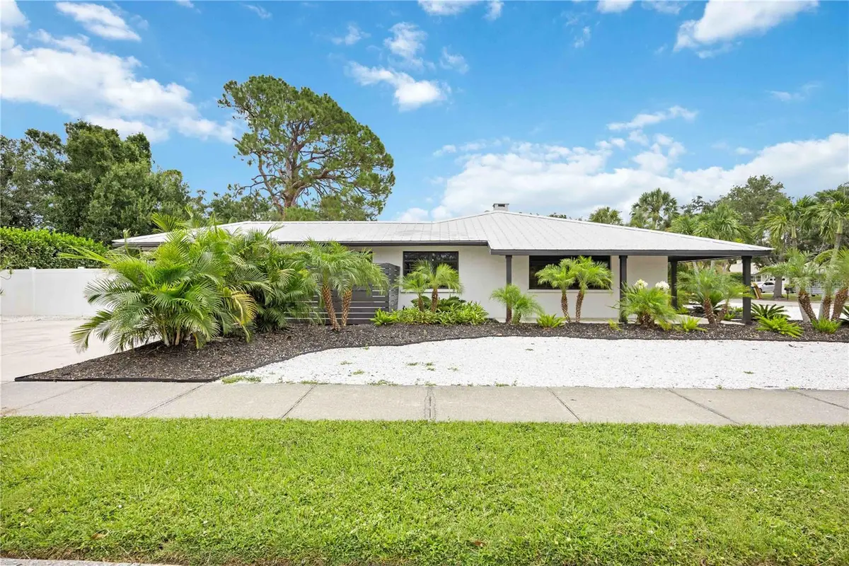2105 Hibiscus Street, Sarasota, FL 34239 - Image #1