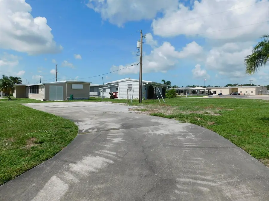 1205 43rd Avenue Drive E, Ellenton, FL 34222 - Image #3