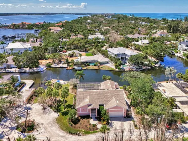 1236 Port Lane, SARASOTA, FL 34242