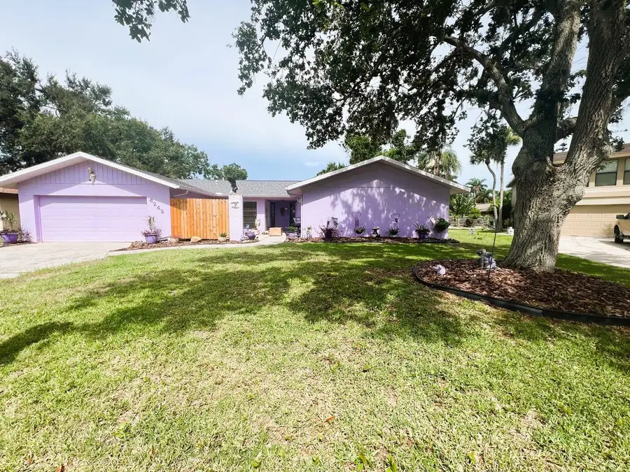 4242 Dryden Circle, Sarasota, FL 34241 - Image #2