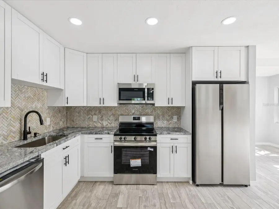 151 80th Avenue Ne, Saint Petersburg, FL 33702 - Image #3