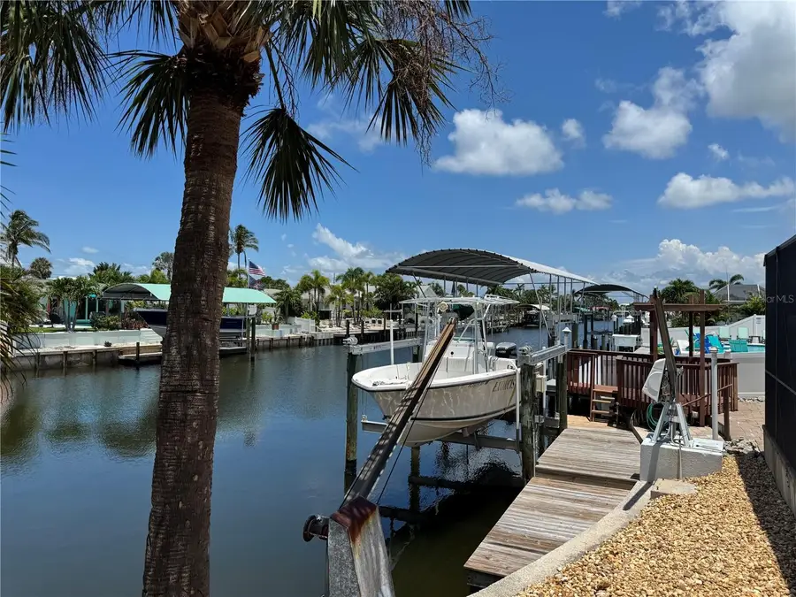 4216 Royal Palm Drive, Bradenton, FL 34210 - Image #2