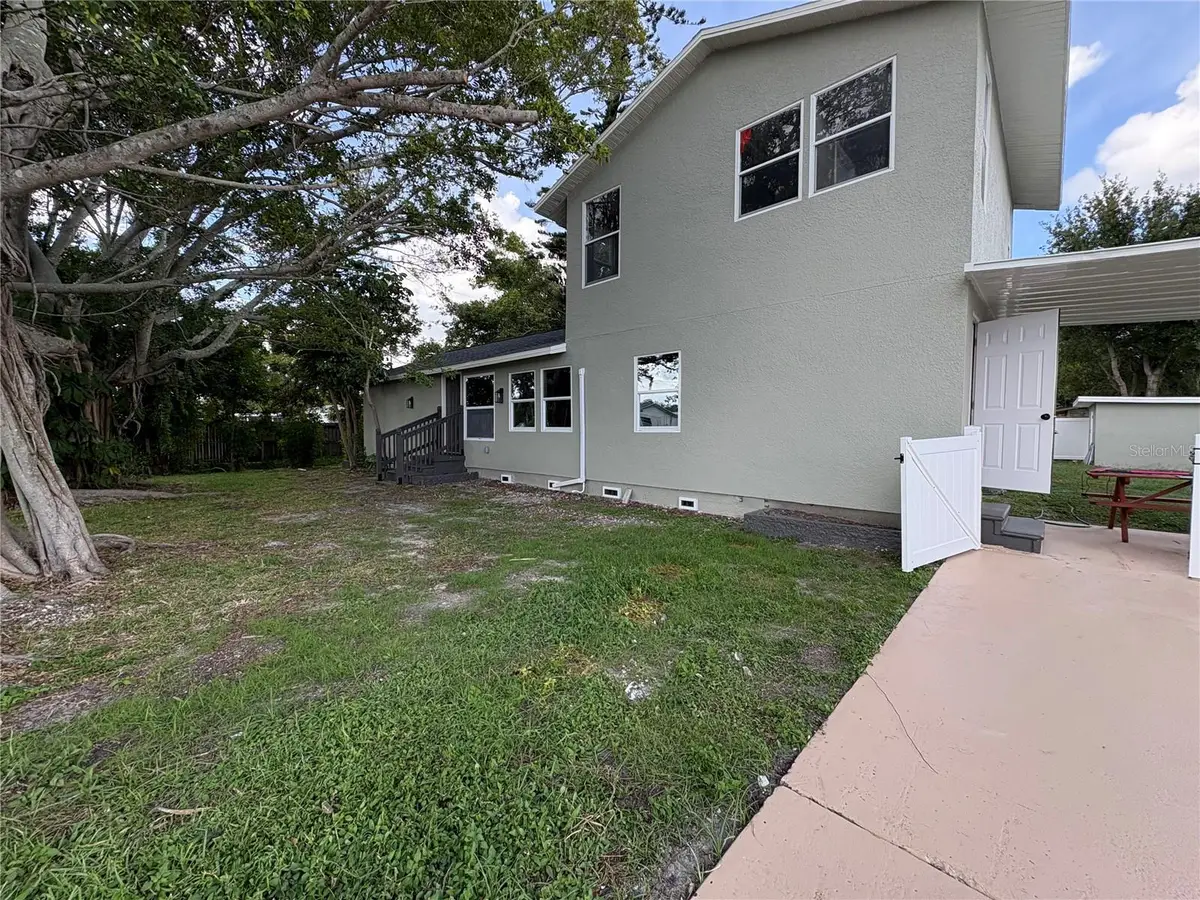 611 54th Ave Drive E, Bradenton, FL 34208 - Image #1