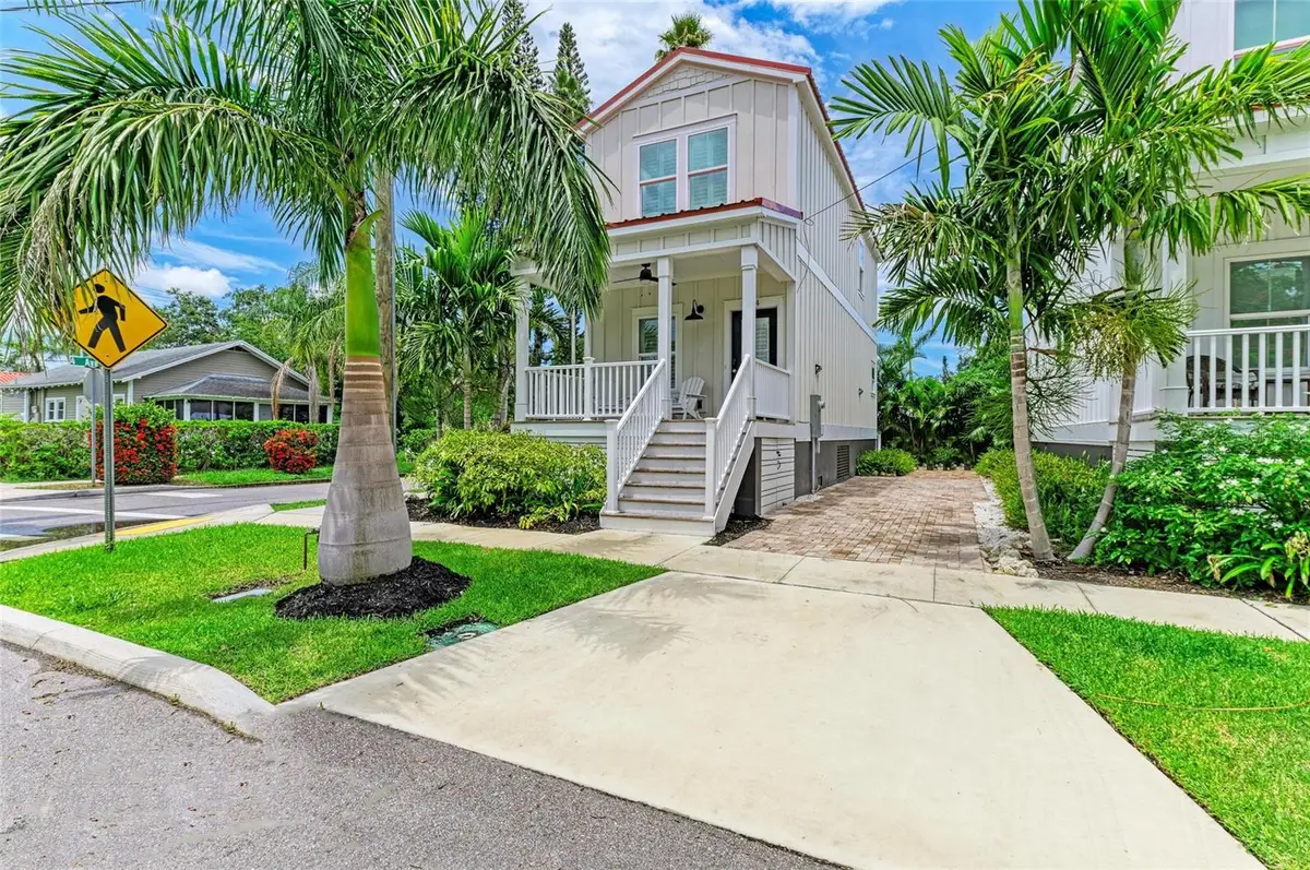 344 6th Street E, Bradenton, FL 34208 - Image #1