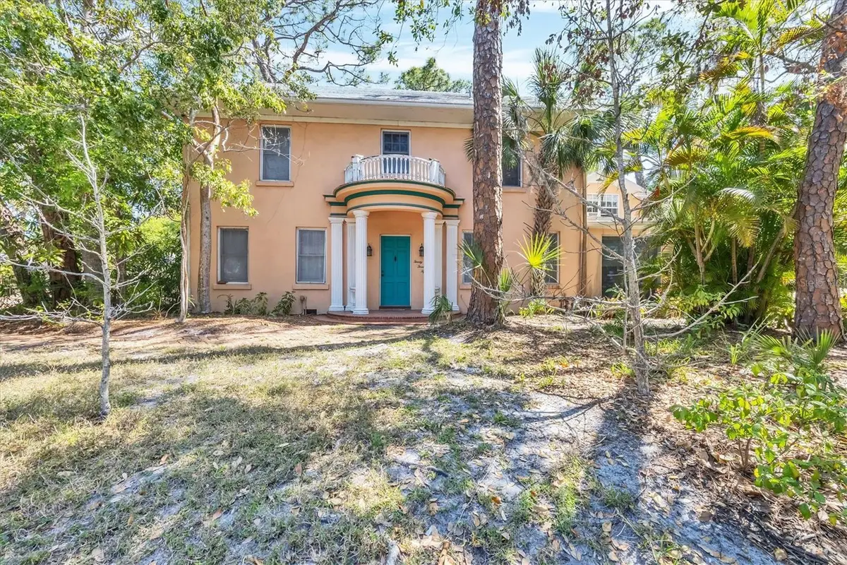 2315 Mcclellan Parkway, Sarasota, FL 34239 - Image #1
