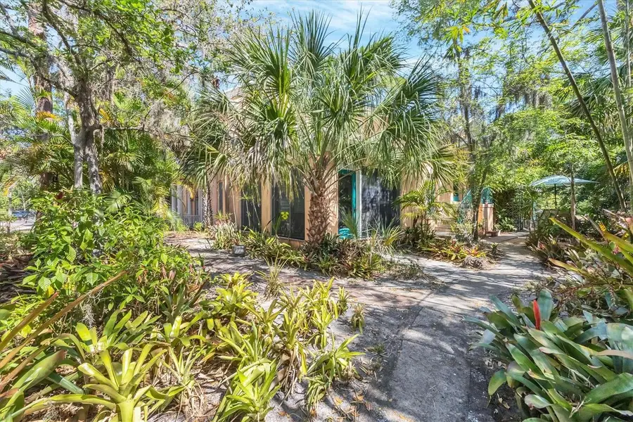 2315 Mcclellan Parkway, Sarasota, FL 34239 - Image #3
