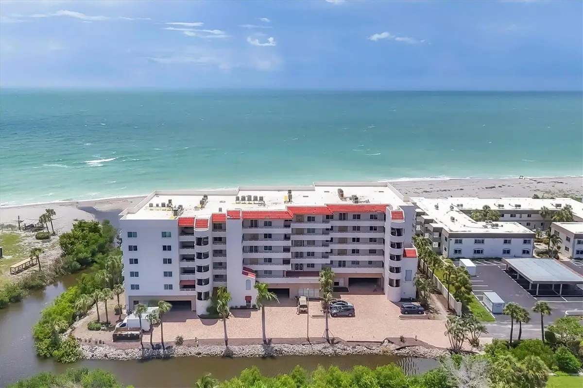 550 W Flamingo Drive #401, Venice, FL 34285 - Image #1