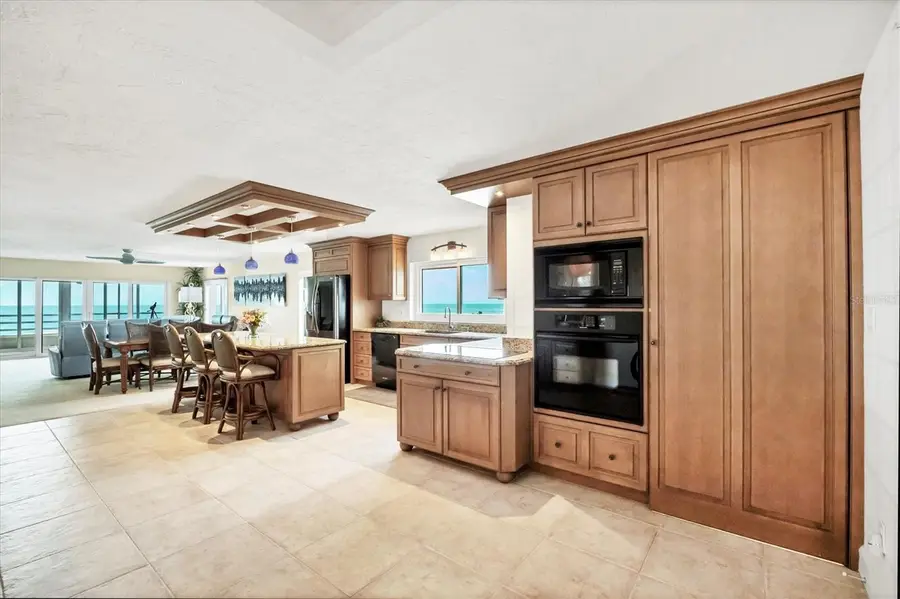 550 W Flamingo Drive #401, Venice, FL 34285 - Image #3