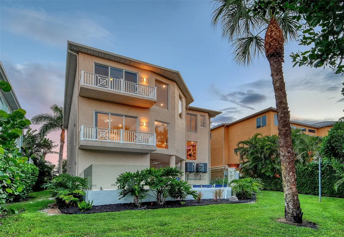 7154 Hawks Harbor Circle, Bradenton, FL 34207 - Image #1