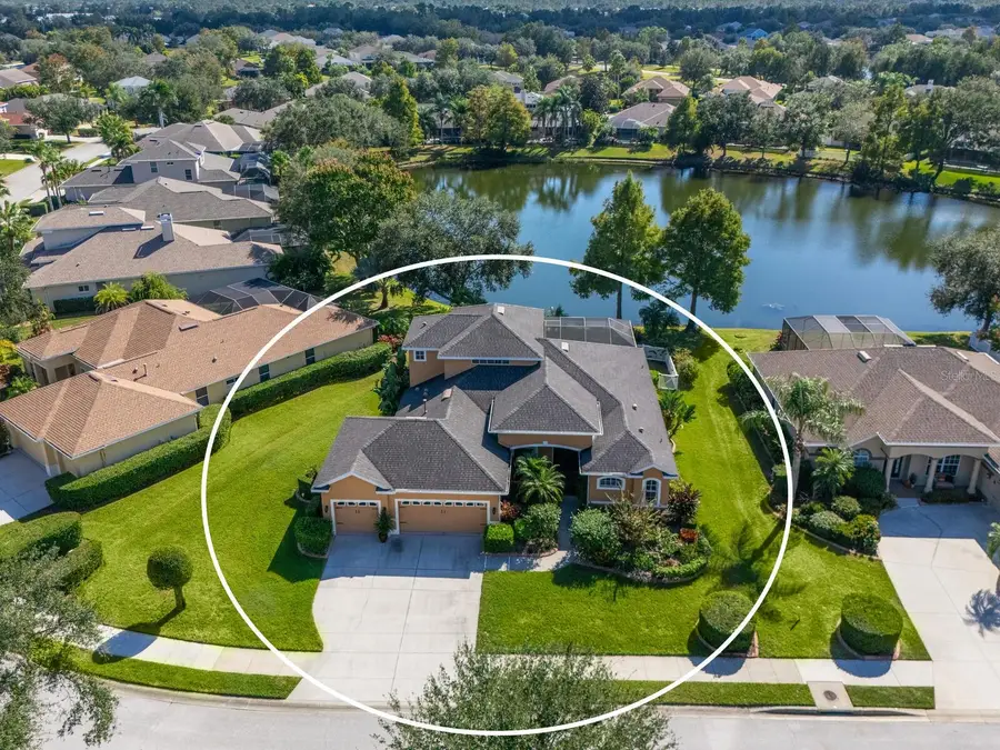 6404 Royal Tern Circle, Lakewood Ranch, FL 34202 - Image #2