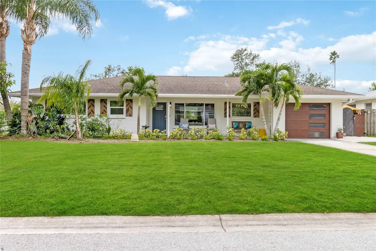2266 Sunnyside Lane, Sarasota, FL 34239 - Image #1