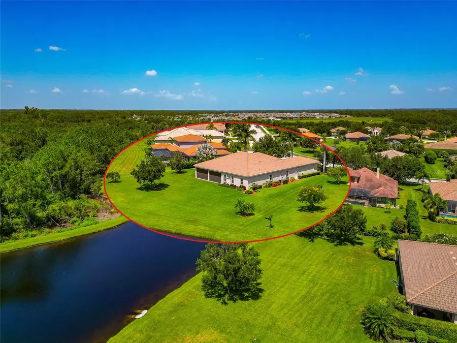 324 165th Court Ne, Bradenton, FL 34212 - Image #2