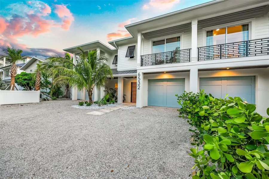6532 Peacock Road, Sarasota, FL 34242 - Image #3
