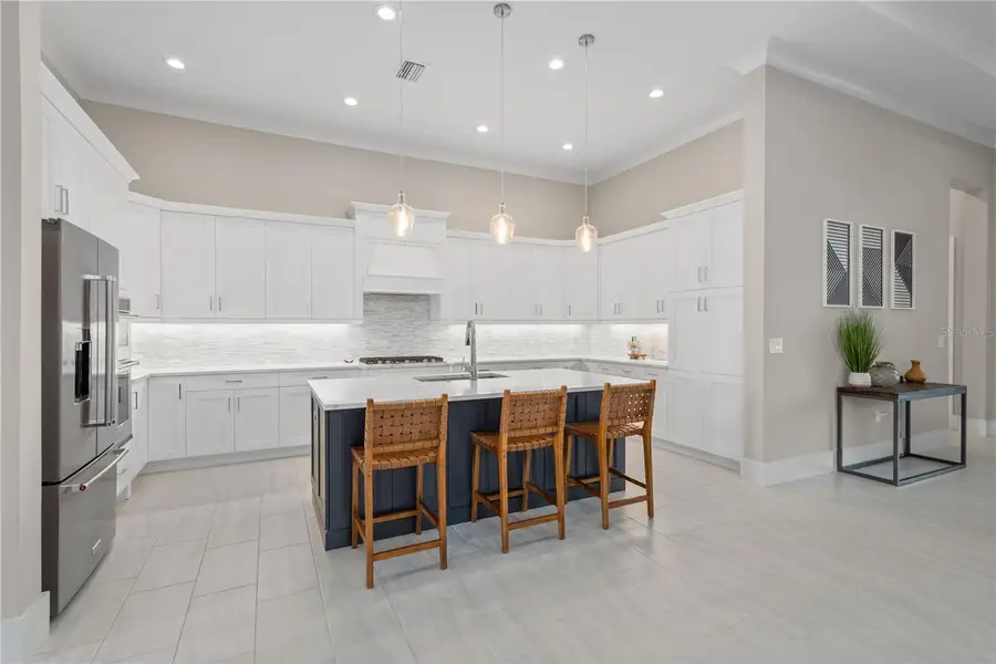 8241 Pavia Way, Lakewood Ranch, FL 34202 - Image #3