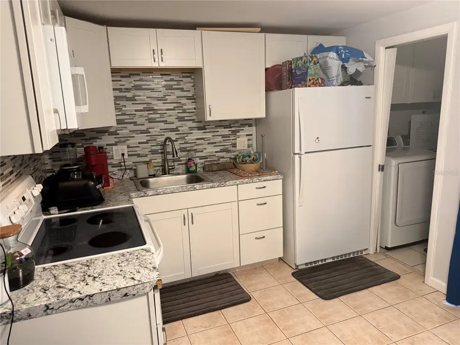 544 Briarwood Road, Venice, FL 34293 - Image #3