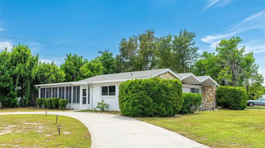 6020 Brown Avenue, Bradenton, FL 34207 - Image #2