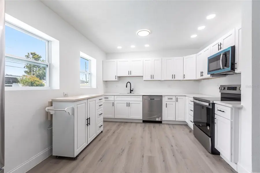 6119 19th Avenue N, Saint Petersburg, FL 33710 - Image #3