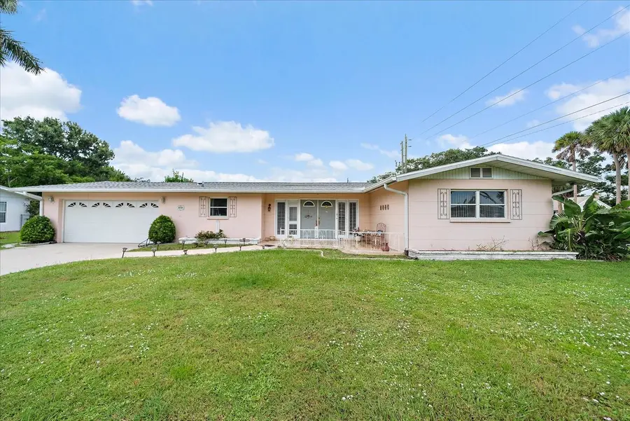 2733 Botany Avenue, Sarasota, FL 34239 - Image #3