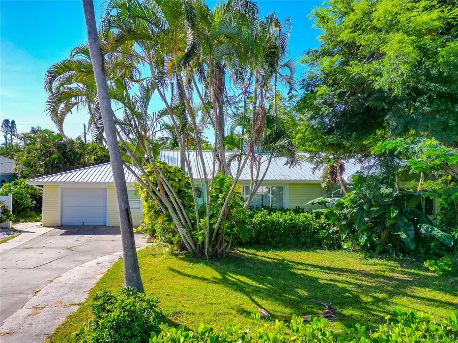 1712 Cheyenne Street, Sarasota, FL 34231 - Image #2