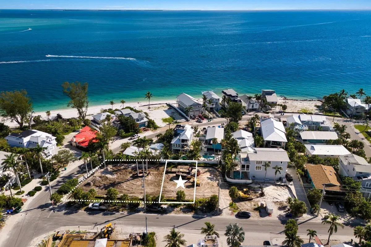 808 N Bay Boulevard, Anna Maria, FL 34216 - Image #1