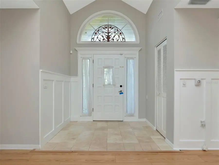 4494 Ascot Circle N, Sarasota, FL 34235 - Image #3