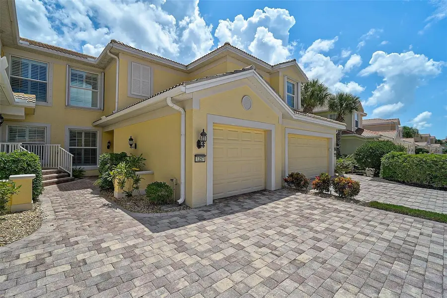1257 Burgos Drive #302, Sarasota, FL 34238 - Image #3