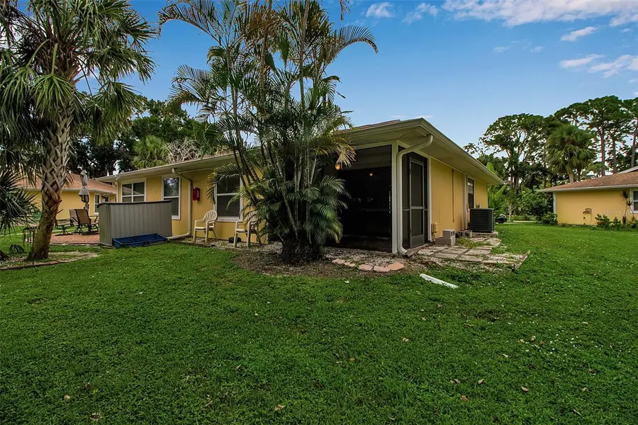 4625 Summerwind Drive #13, Sarasota, FL 34234 - Image #3