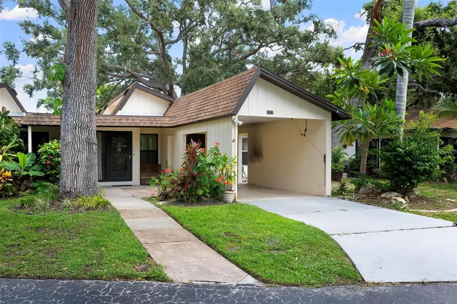 2227 Circlewood Drive #52, Sarasota, FL 34231 - Image #3