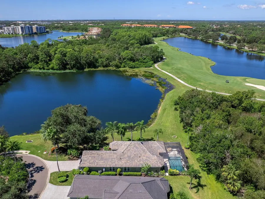 6505 Oakland Hills Drive, Lakewood Ranch, FL 34202 - Image #3