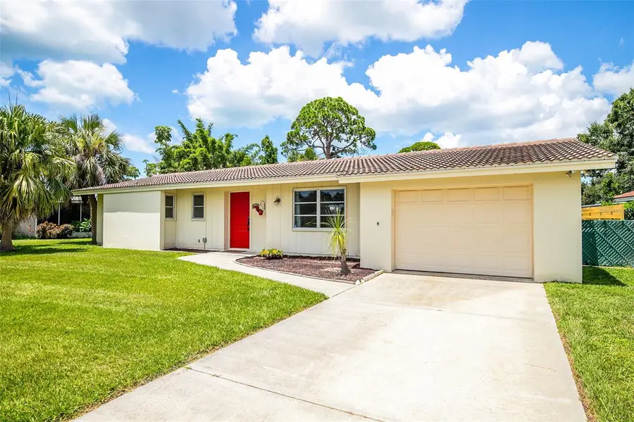 7460 Mariana Drive, Sarasota, FL 34231 - Image #2