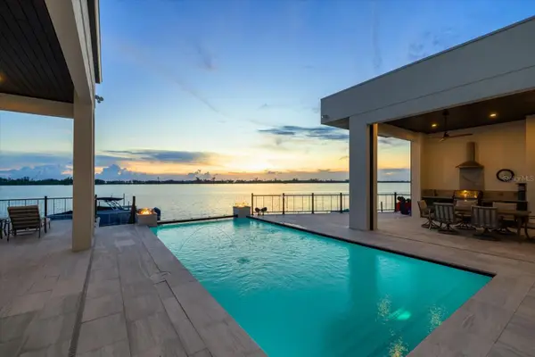 614 Bayshore Drive, OSPREY, FL 34229