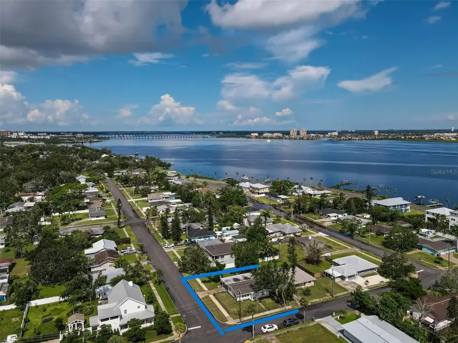 102 20th Street Ne, Bradenton, FL 34208 - Image #3