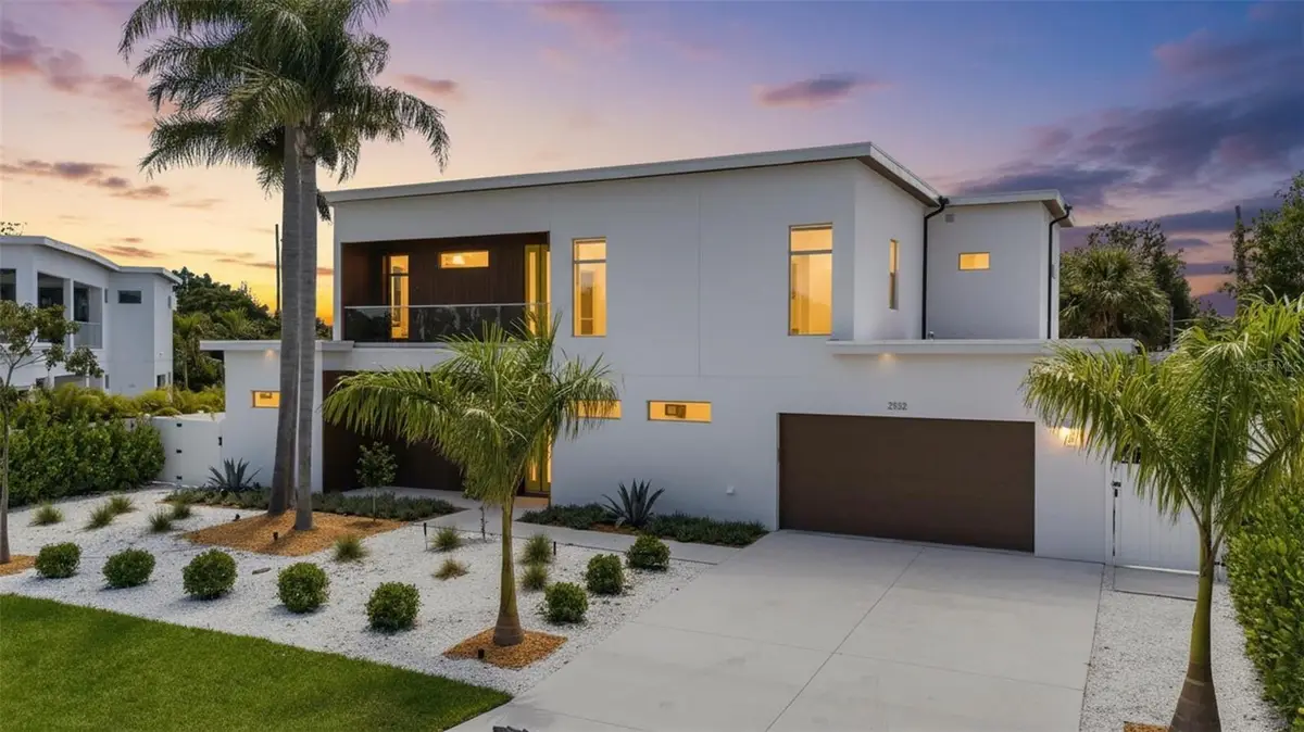 2532 Fruit Tree Drive, Sarasota, FL 34239 - Image #1