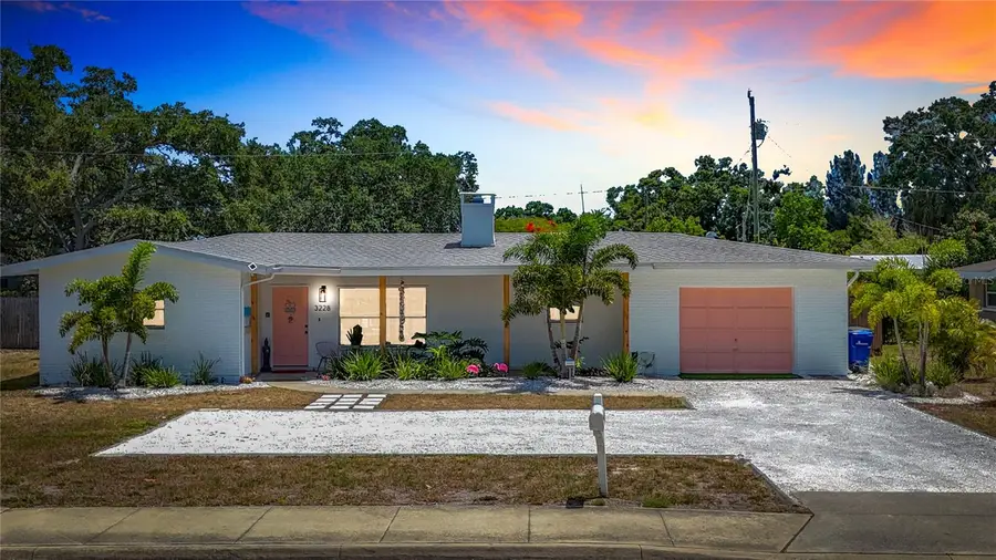 3228 Webber Street, Sarasota, FL 34239 - Image #2