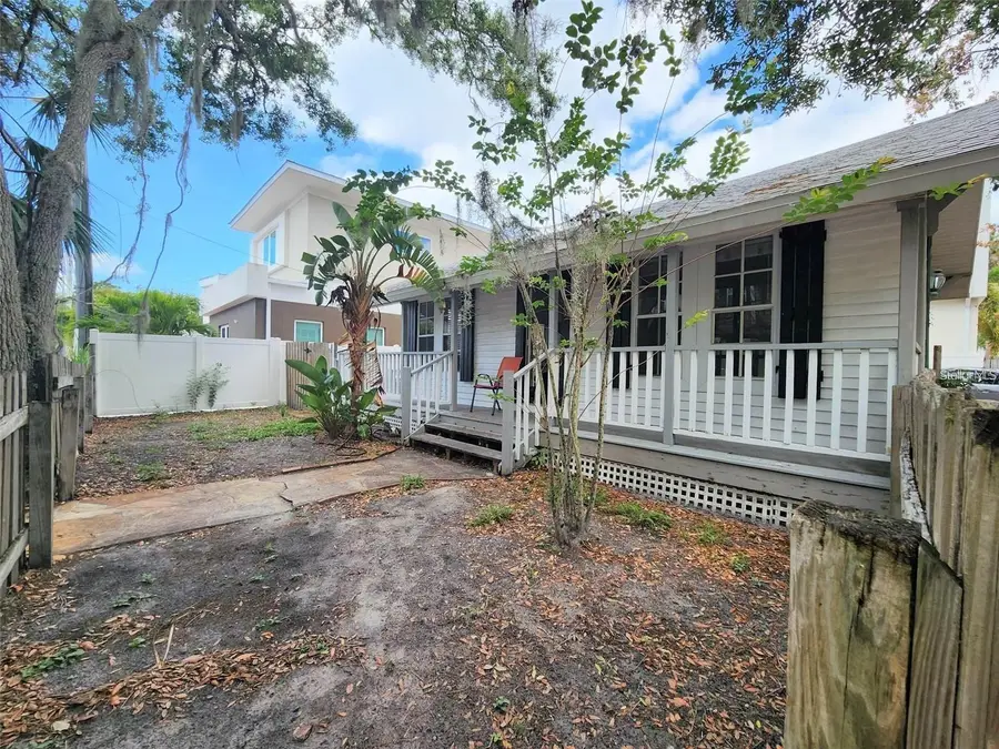 1825 Hawkins Court, Sarasota, FL 34236 - Image #2