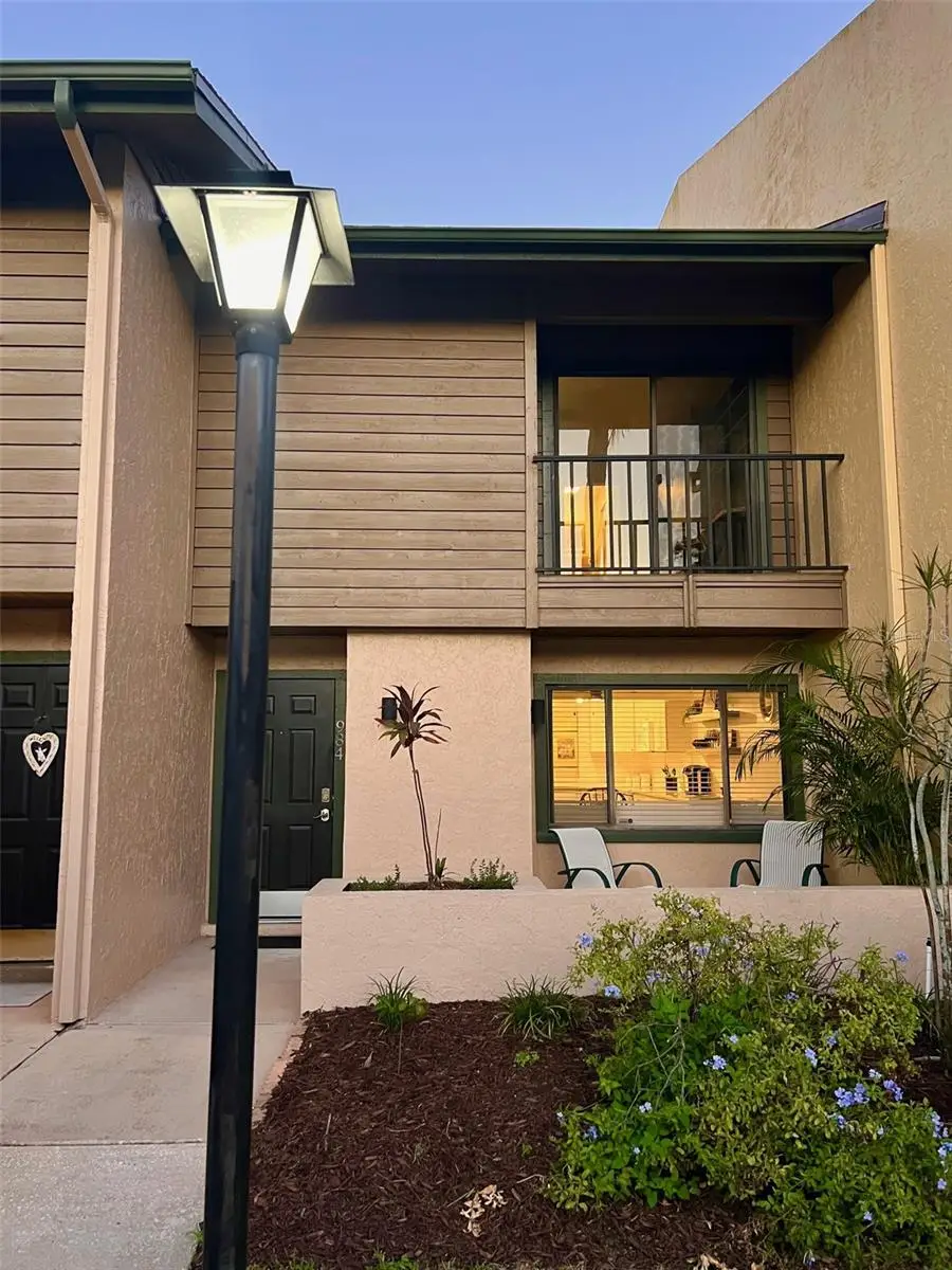 984 Sunridge Drive #J3, Sarasota, FL 34234 - Image #1