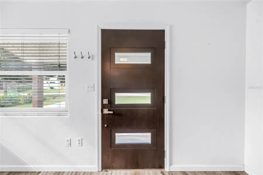 1477 S School Avenue, Sarasota, FL 34239 - Image #3