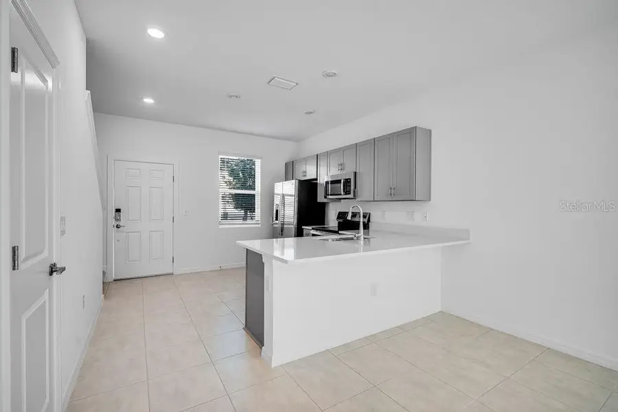 8684 Daybreak Street, Sarasota, FL 34241 - Image #3