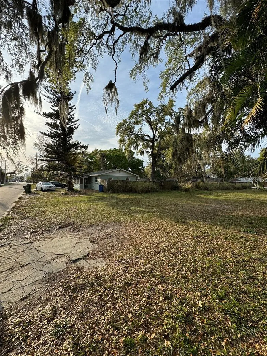 1221 4th Avenue E, Bradenton, FL 34208 - Image #1