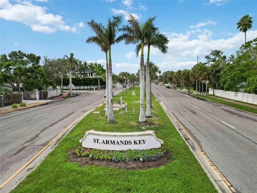 236 N Blvd Of The Presidents, Sarasota, FL 34236 - Image #2