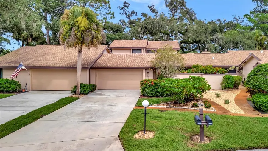 4683 Oak Hollow Drive #3, Sarasota, FL 34241 - Image #2
