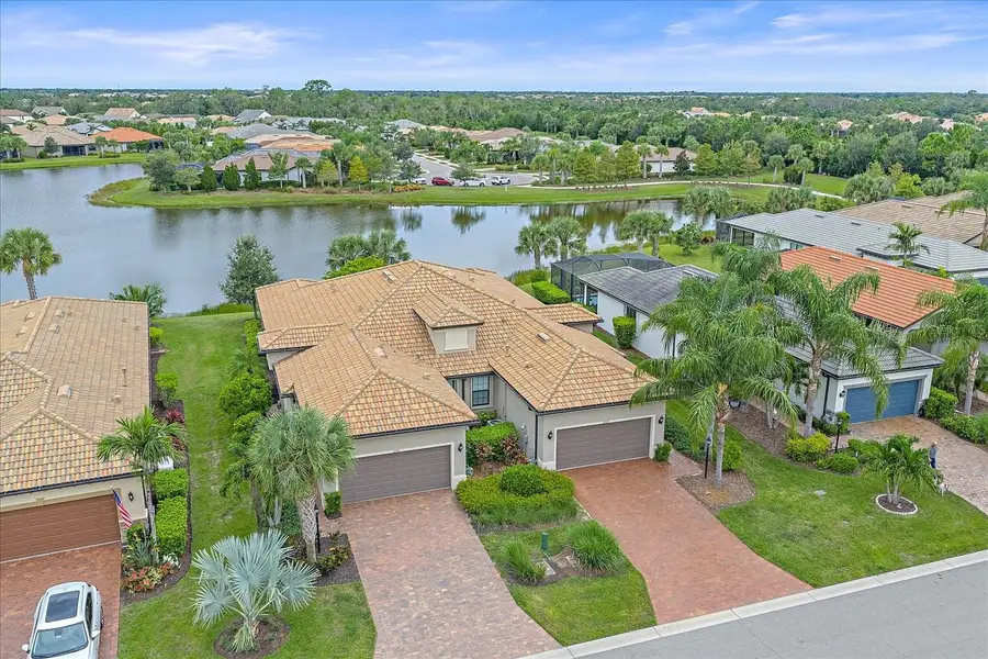 17535 Hampton Falls Terrace, Bradenton, FL 34202 - Image #2