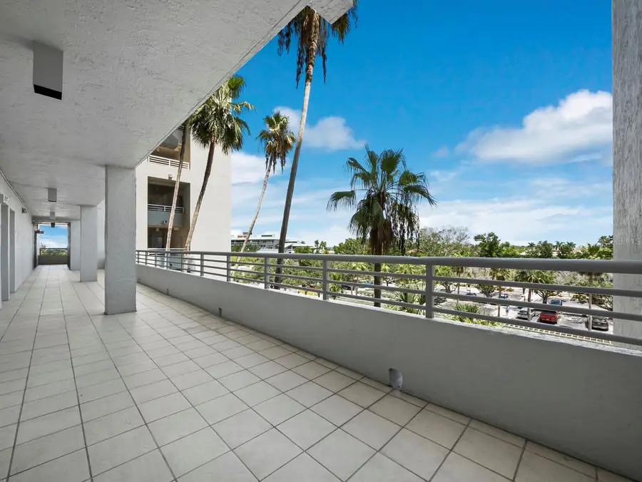 210 Sands Point Road #2405, Longboat Key, FL 34228 - Image #3