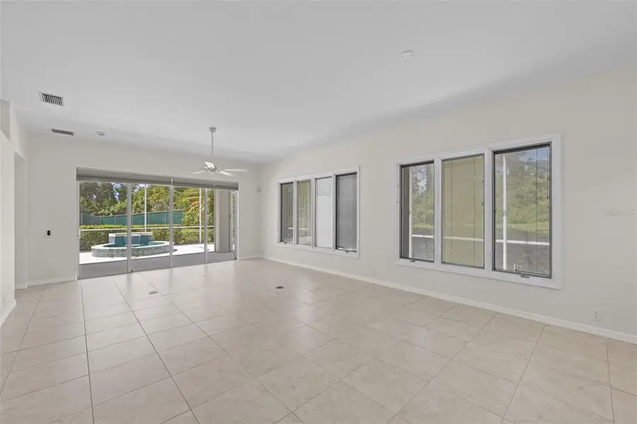 8628 54th Avenue Circle E, Bradenton, FL 34211 - Image #3