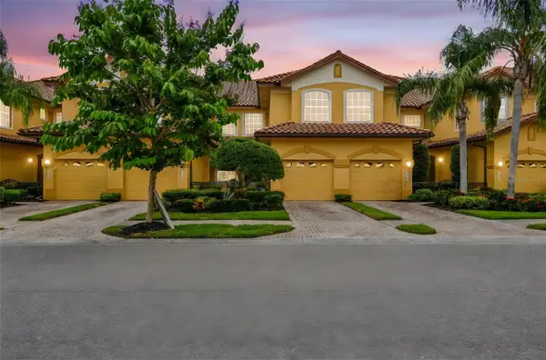8161 Miramar Way #8161, LAKEWOOD RANCH, FL 34202