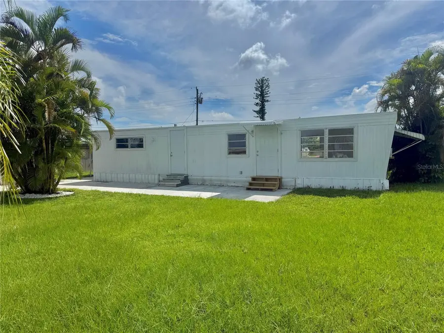 4123 Hollis Avenue, Port Charlotte, FL 33953 - Image #2