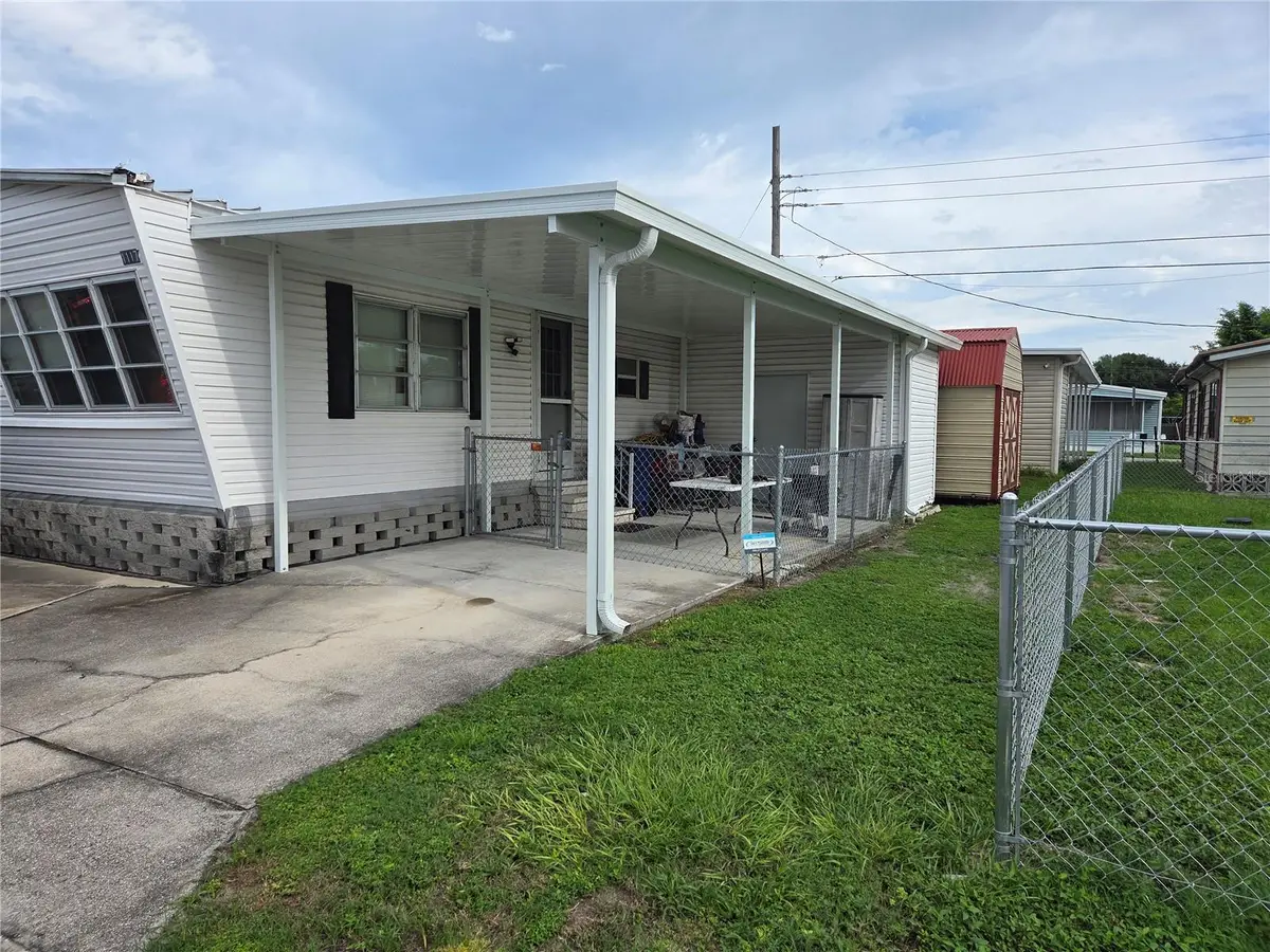 1117 49th Avenue Drive W, Bradenton, FL 34207 - Image #1