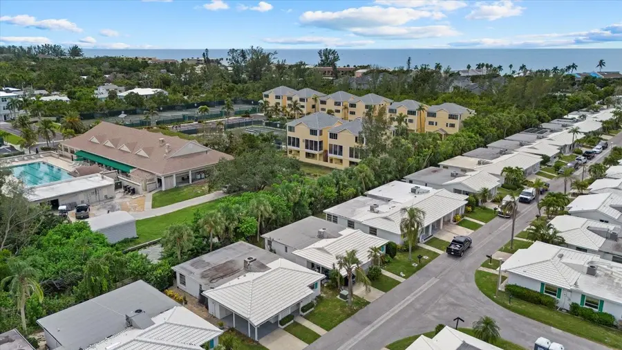 658 Spanish Drive S #108, Longboat Key, FL 34228 - Image #2